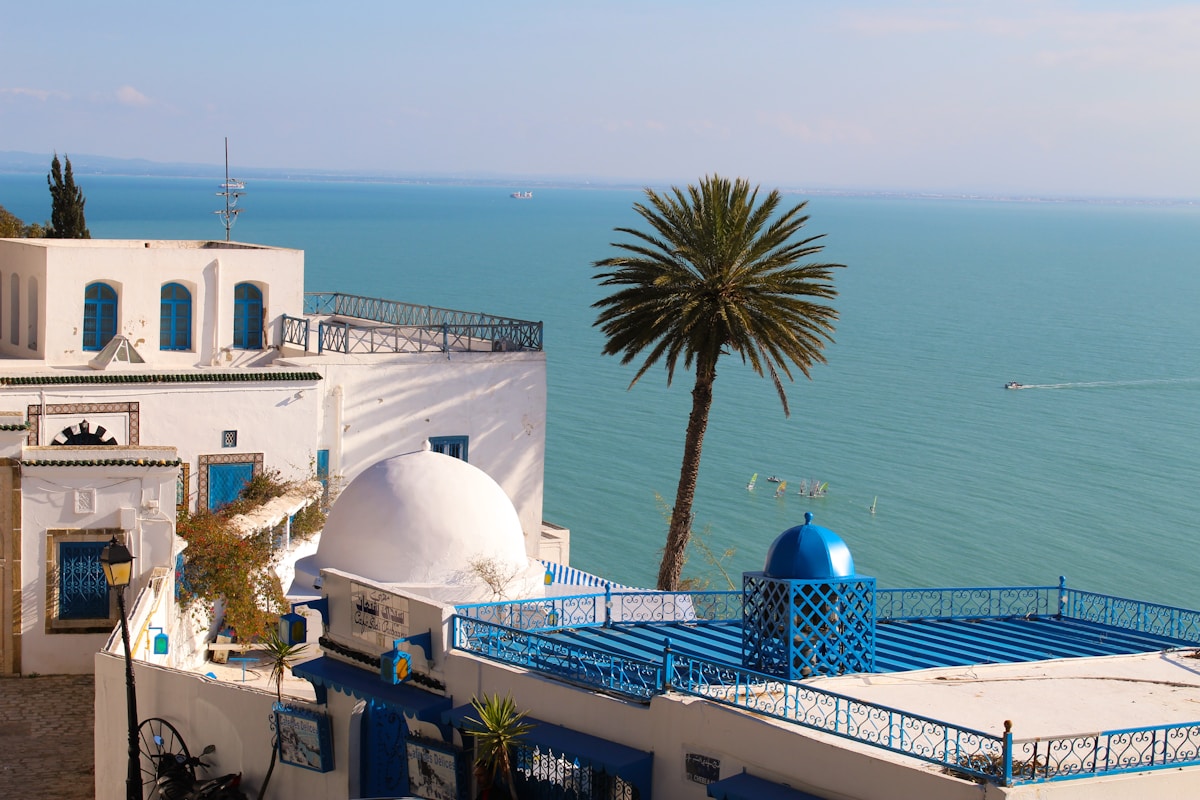 Les plages de sable de l'île de Djerba, Tunisie